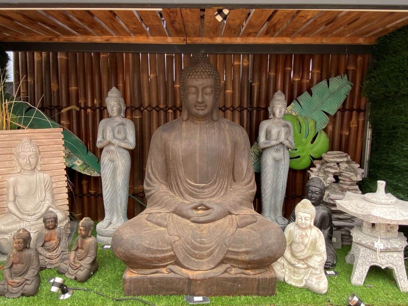 statue zen